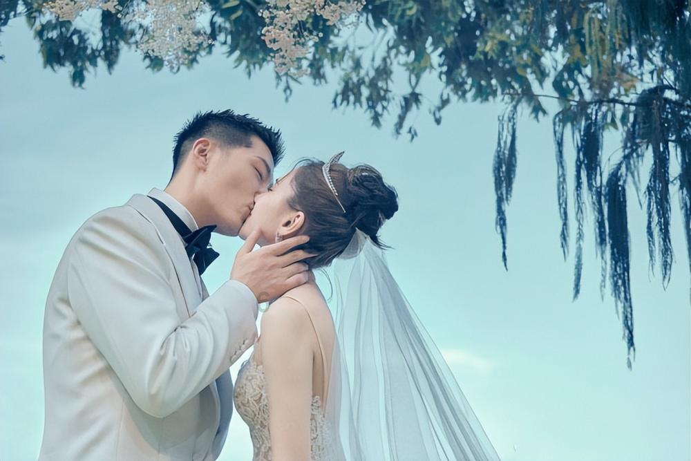 救援摄影师男孩