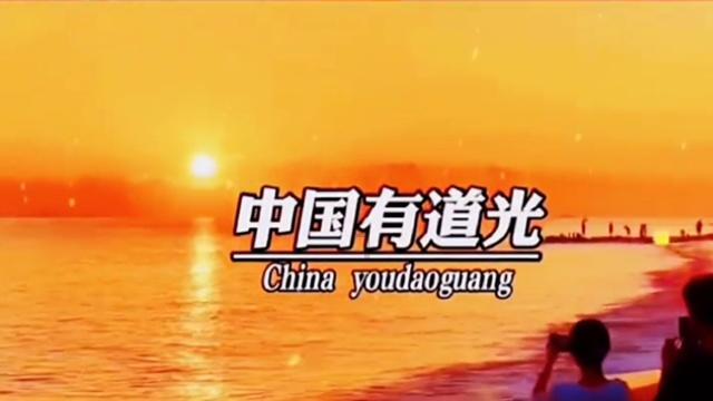 时尚发型女孩